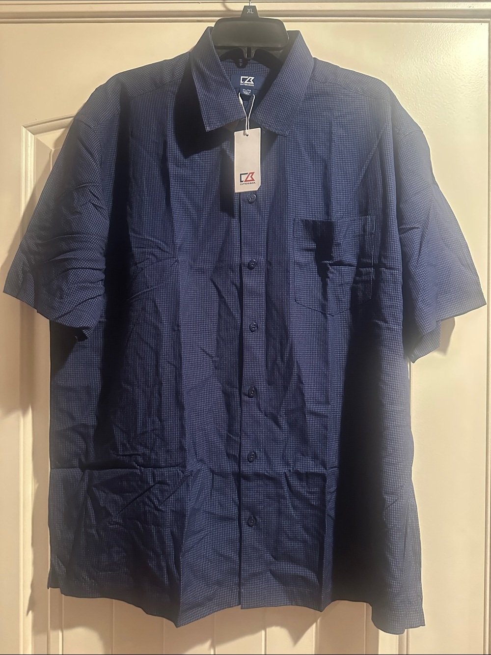 NWT Cutter & Buck Men’s Short-Sleeve Button-Down Shirt - Navy Blue & Gray Check